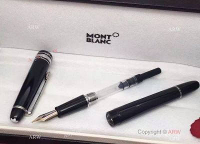 Montblanc Meisterstuck Classique Silve&Black Resin Fountain Pen Midsize